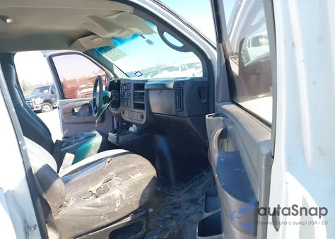 2008 Chevrolet Express Work Van из США, поврежденный, VIN 1GCGG25C081109587